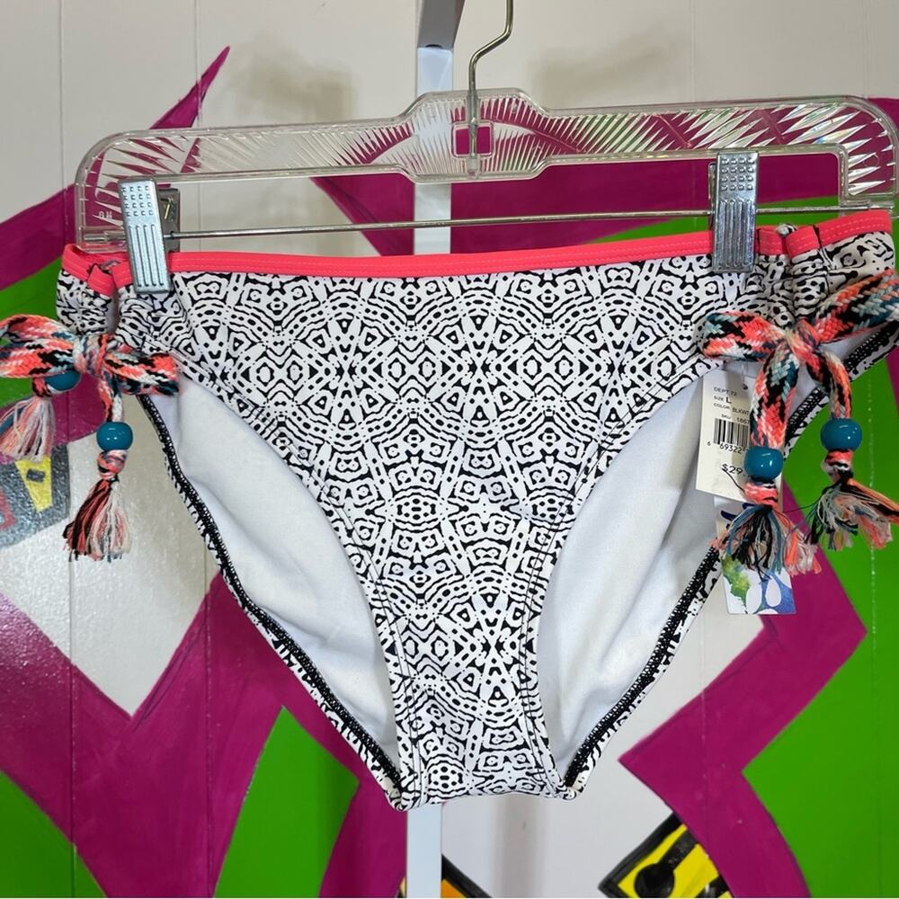 NWT, Malibu, Patterned Bikini Bottom with Tassels. Size Large. 15" Waist